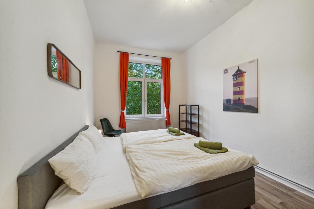 Infinity Stay: Bis Zu 4 Personen Zentrum Wassernah Netflix Wilhelmshaven Luaran gambar