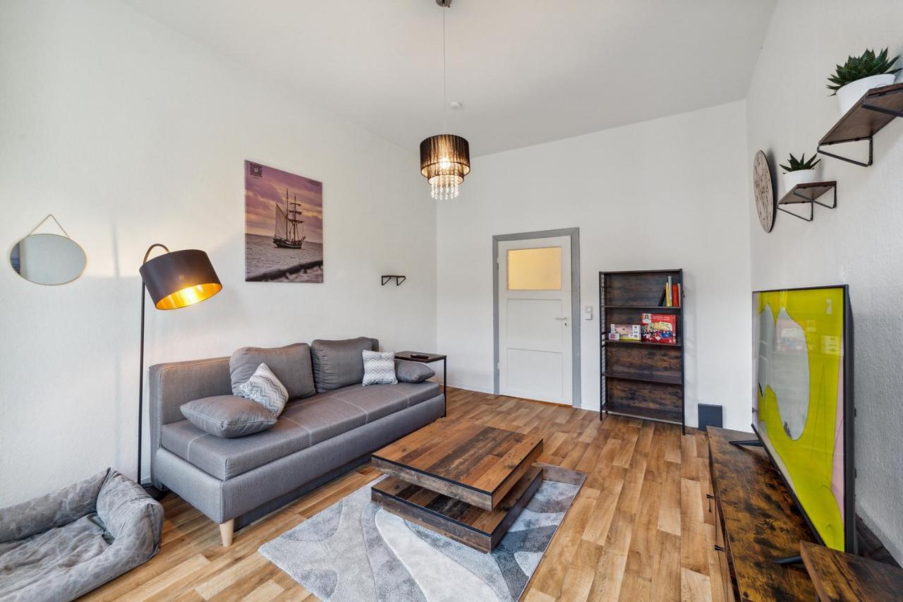 Infinity Stay: Bis Zu 4 Personen Zentrum Wassernah Netflix Wilhelmshaven Luaran gambar