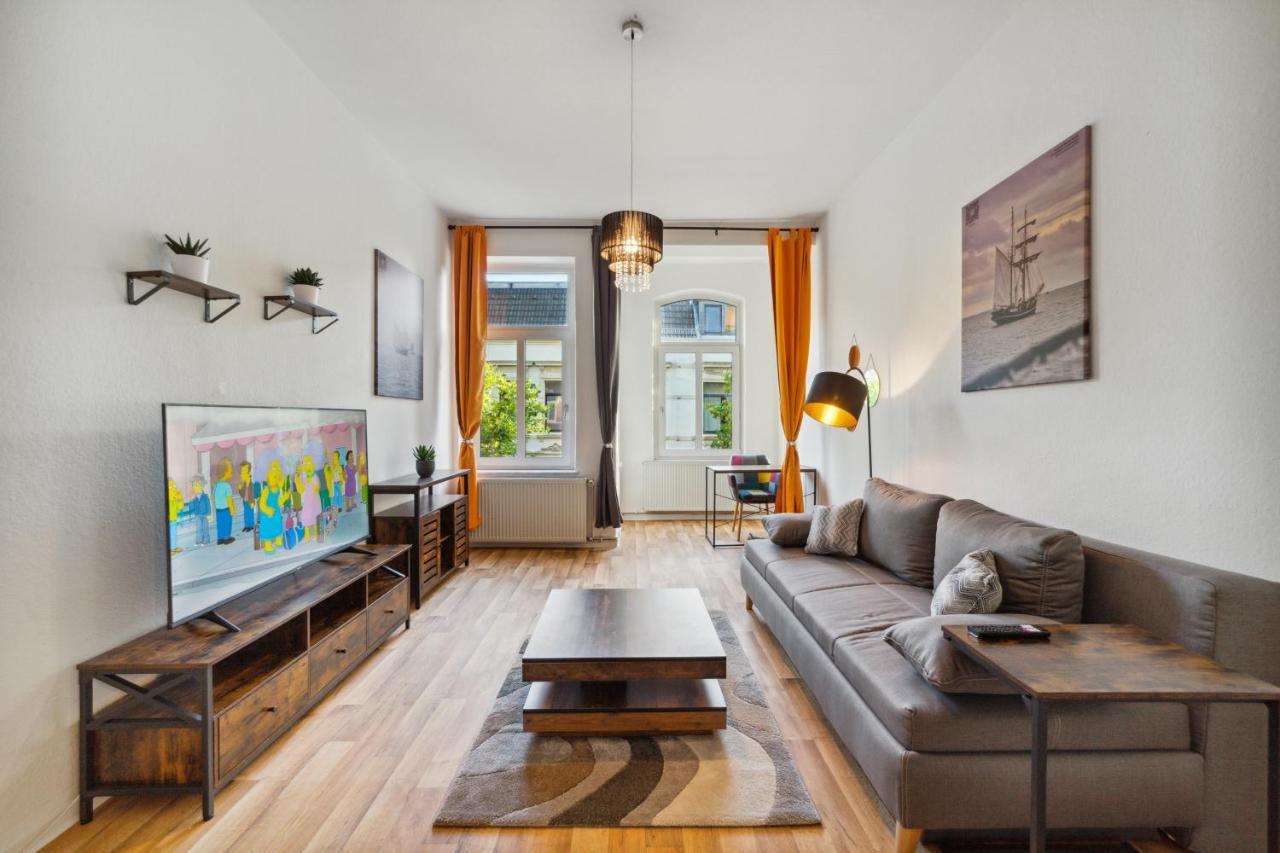 Infinity Stay: Bis Zu 4 Personen Zentrum Wassernah Netflix Wilhelmshaven Luaran gambar